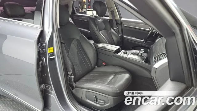 Hyundai Genesis 2014 thumb 10