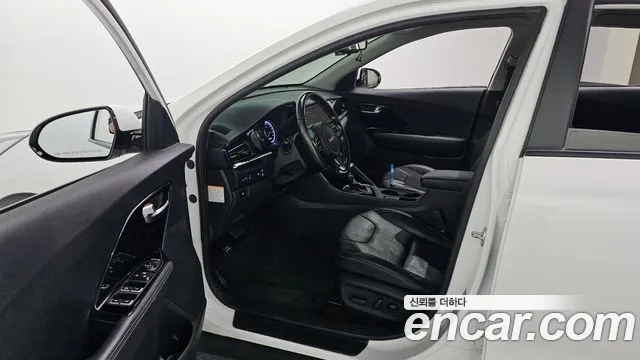 Kia Niro 2021 thumb 10