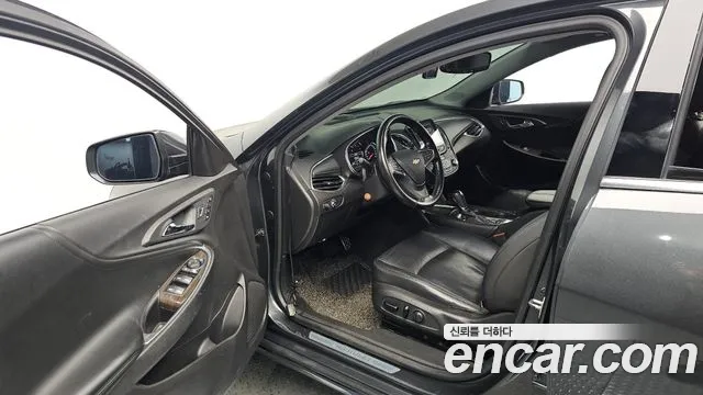 ChevroletGMDaewoo Malibu 2017 thumb 10