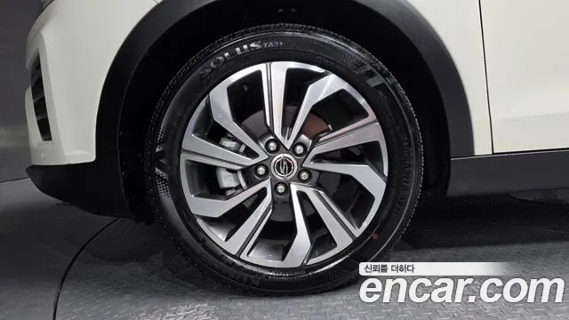 KG_Mobility_Ssangyong TIBOLI 2020 thumb 4