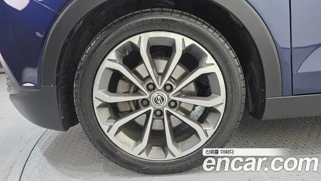 KG_Mobility_Ssangyong TIBOLI 2016 thumb 5