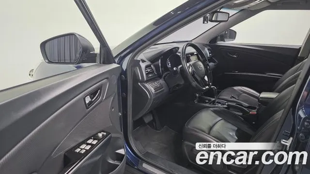 KG_Mobility_Ssangyong TIBOLI 2016 thumb 11