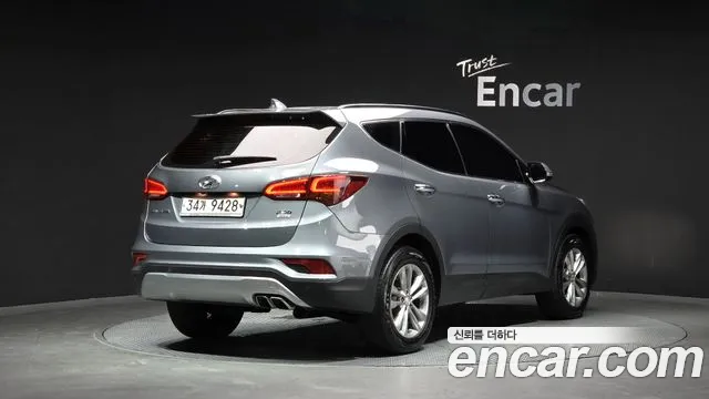 Hyundai Santa Fe 2017 thumb 2