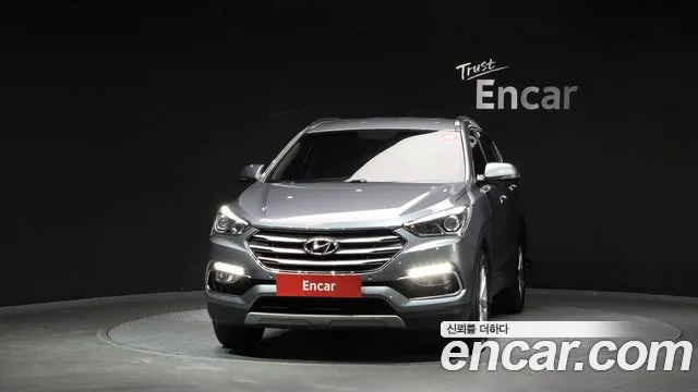 Hyundai Santa Fe 2017 thumb 3