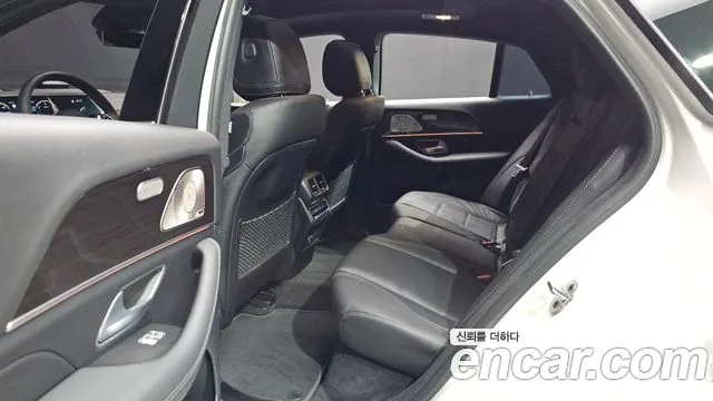 Mercedes-Benz GLE 2023 thumb 12