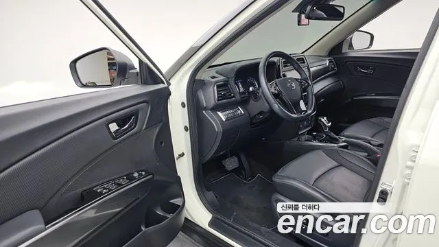 KG_Mobility_Ssangyong TIBOLI 2021 thumb 10