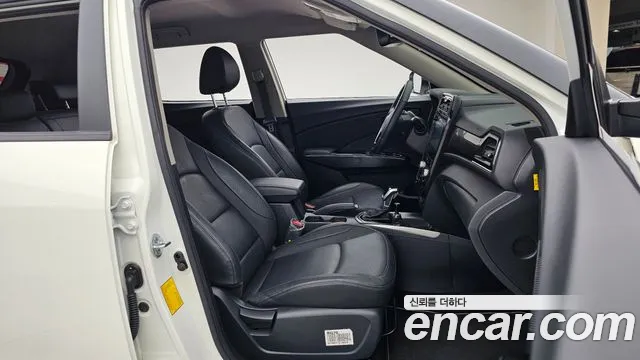 KG_Mobility_Ssangyong TIBOLI 2021 thumb 11