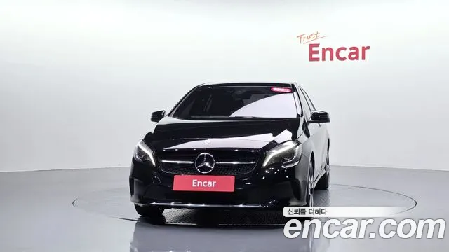Mercedes-Benz A-Класс 2018 thumb 2