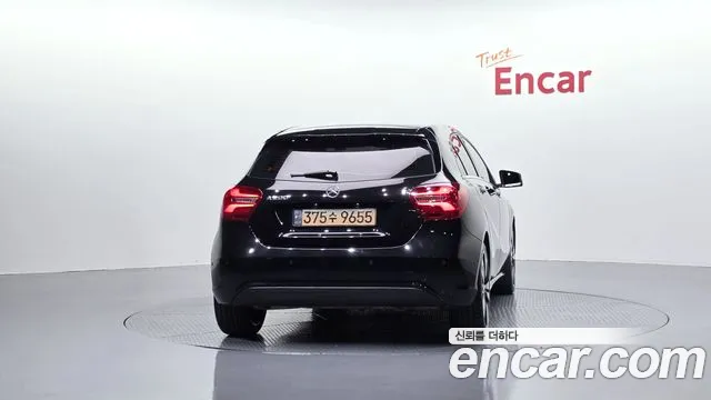 Mercedes-Benz A-Класс 2018 thumb 3