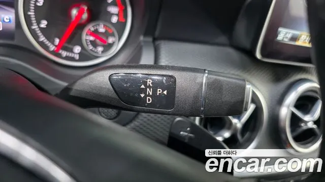 Mercedes-Benz A-Класс 2018 thumb 8