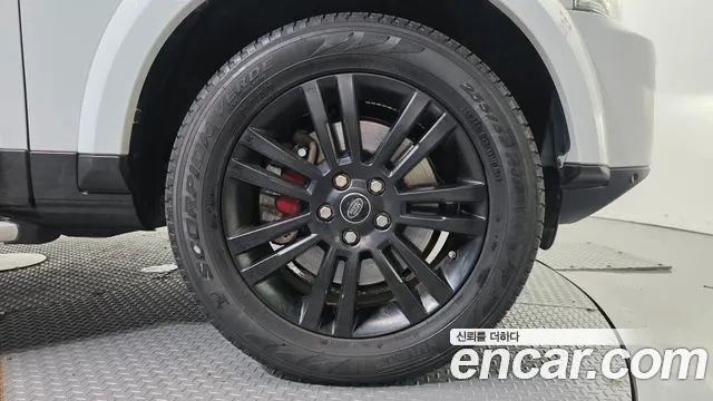 Land Rover Discovery 2016 thumb 5