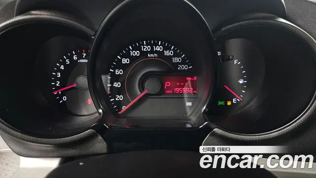 Kia Ray 2014 thumb 8