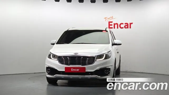 Kia Carnival 2017 thumb 3
