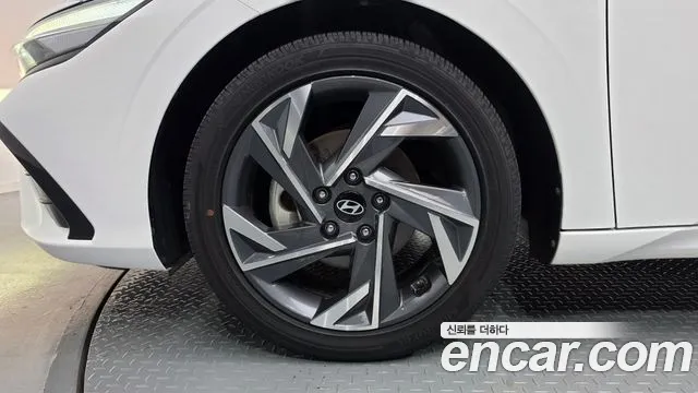 Hyundai Avante 2023 thumb 5