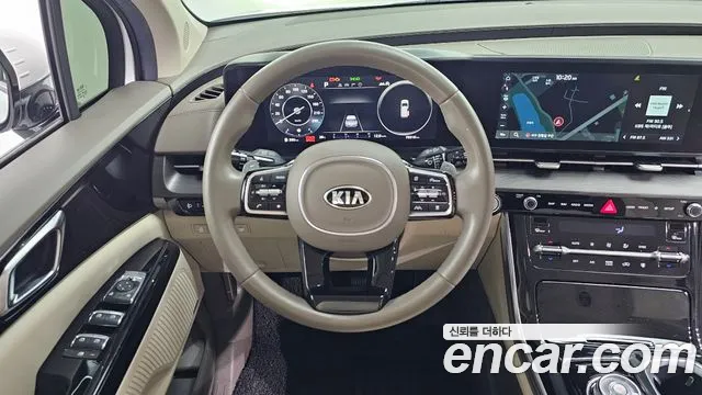 Kia Carnival 2021 thumb 12