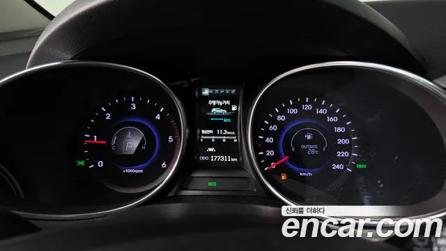 Hyundai Santa Fe 2013 thumb 8