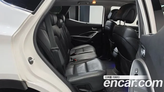 Hyundai Santa Fe 2013 thumb 11