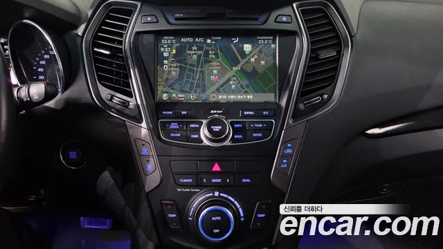 Hyundai Santa Fe 2013 thumb 12