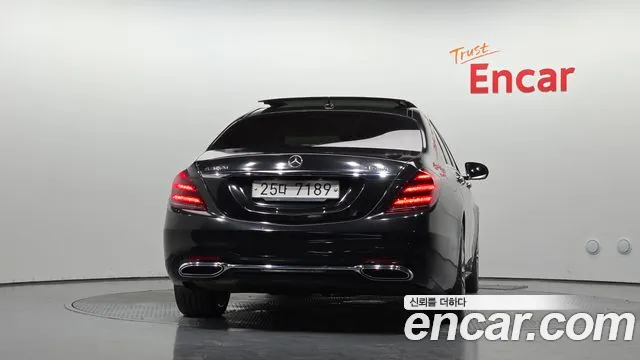 Mercedes-Benz S-Класс 2017 thumb 3