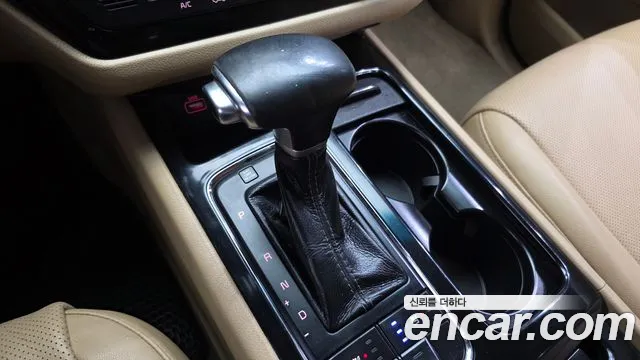 Kia Carnival 2016 thumb 9