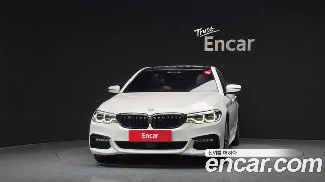 BMW 5-Series 2017 thumb 3