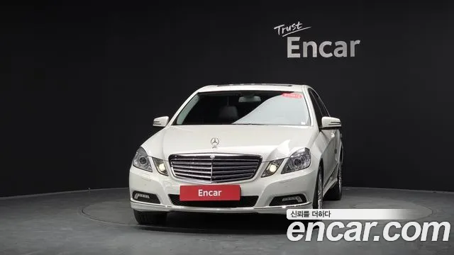 Mercedes-Benz E-Класс 2010 thumb 2