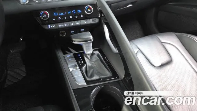 Hyundai Avante 2021 thumb 9
