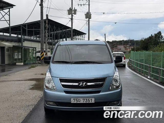 Hyundai Starex 2010 thumb 2