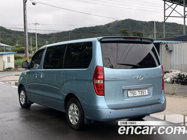 Hyundai Starex 2010 thumb 4