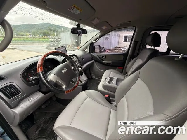 Hyundai Starex 2010 thumb 8