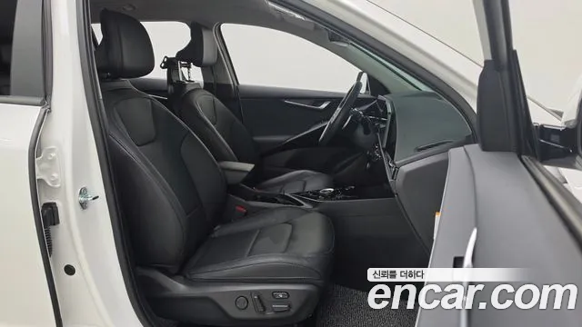 Kia Niro 2023 thumb 11