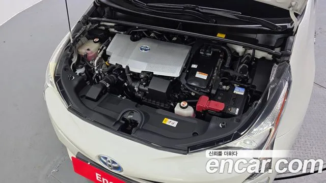 Toyota Prius 2016 thumb 6