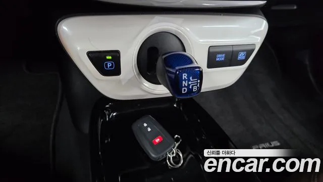Toyota Prius 2016 thumb 9