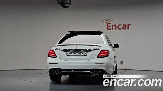 Mercedes-Benz E-Класс 2019 thumb 3