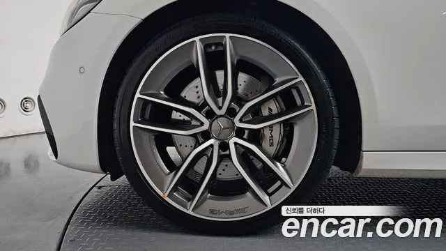 Mercedes-Benz E-Класс 2019 thumb 4