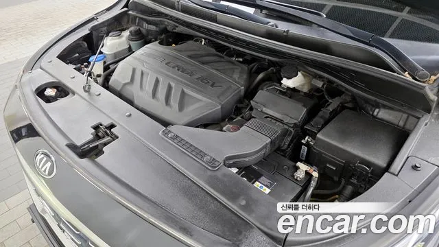 Kia Carnival 2019 thumb 6