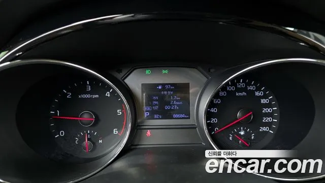 Kia Carnival 2019 thumb 8