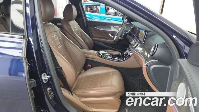 Mercedes-Benz E-Класс 2019 thumb 11