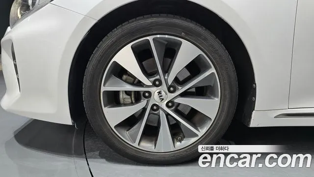 Kia K5 2015 thumb 5