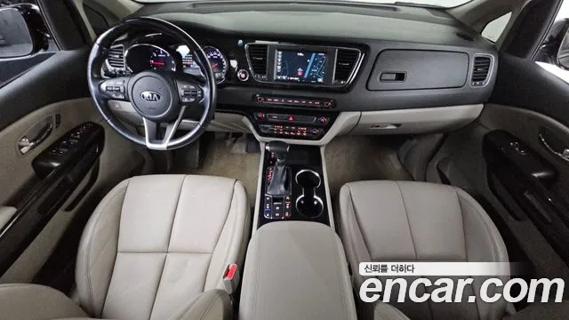 Kia Carnival 2019 thumb 7