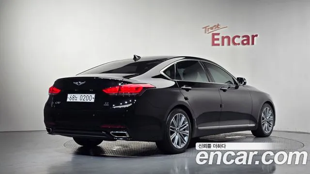 Genesis G80 2017 thumb 2