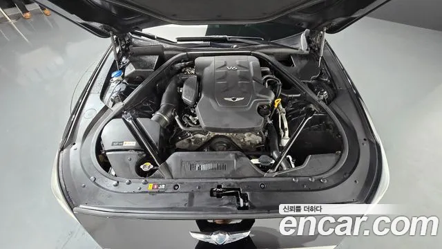 Genesis G80 2017 thumb 6
