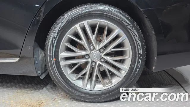 Hyundai Grandeur 2017 thumb 5