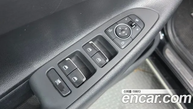 Hyundai Grandeur 2017 thumb 12
