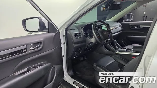 Renault-KoreaSamsung Koleos 2019 thumb 10