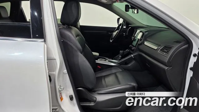Renault-KoreaSamsung Koleos 2019 thumb 11