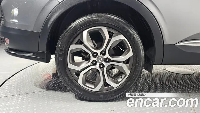 Renault-KoreaSamsung Arkana 2021 thumb 4