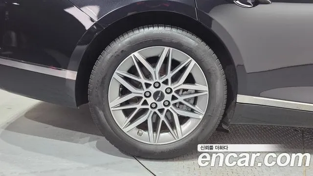 Genesis G80 2024 thumb 5