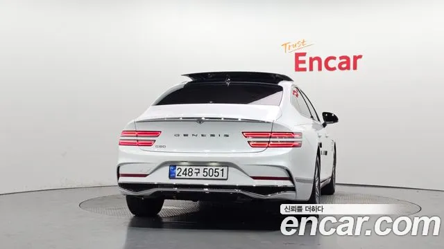 Genesis G80 2025 thumb 4