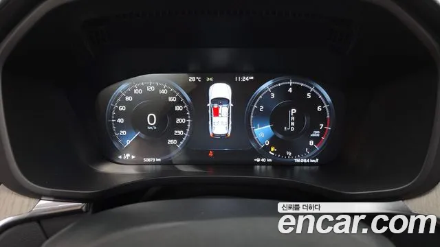 Volvo XC60 2019 thumb 8